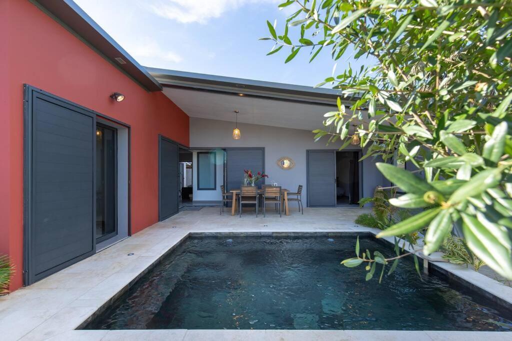 Villa Benjoin St-Pierre Piscine Chauffee Et Mer Saint-Pierre Kültér fotó