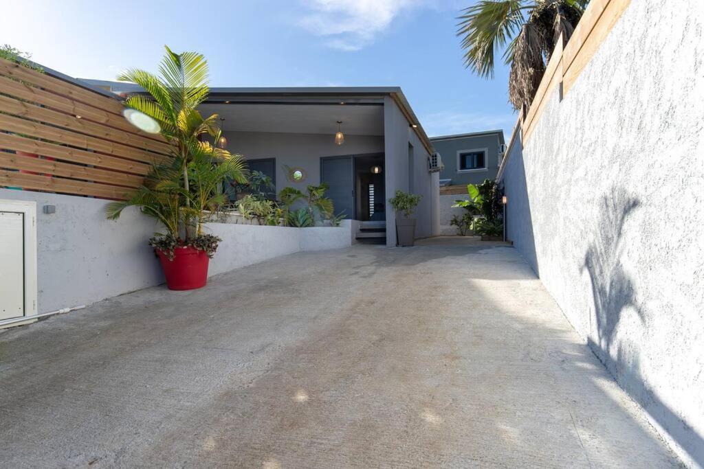 Villa Benjoin St-Pierre Piscine Chauffee Et Mer Saint-Pierre Kültér fotó